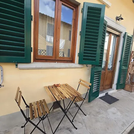 Alice Urban - Between & Chianti Apartamento Florencia